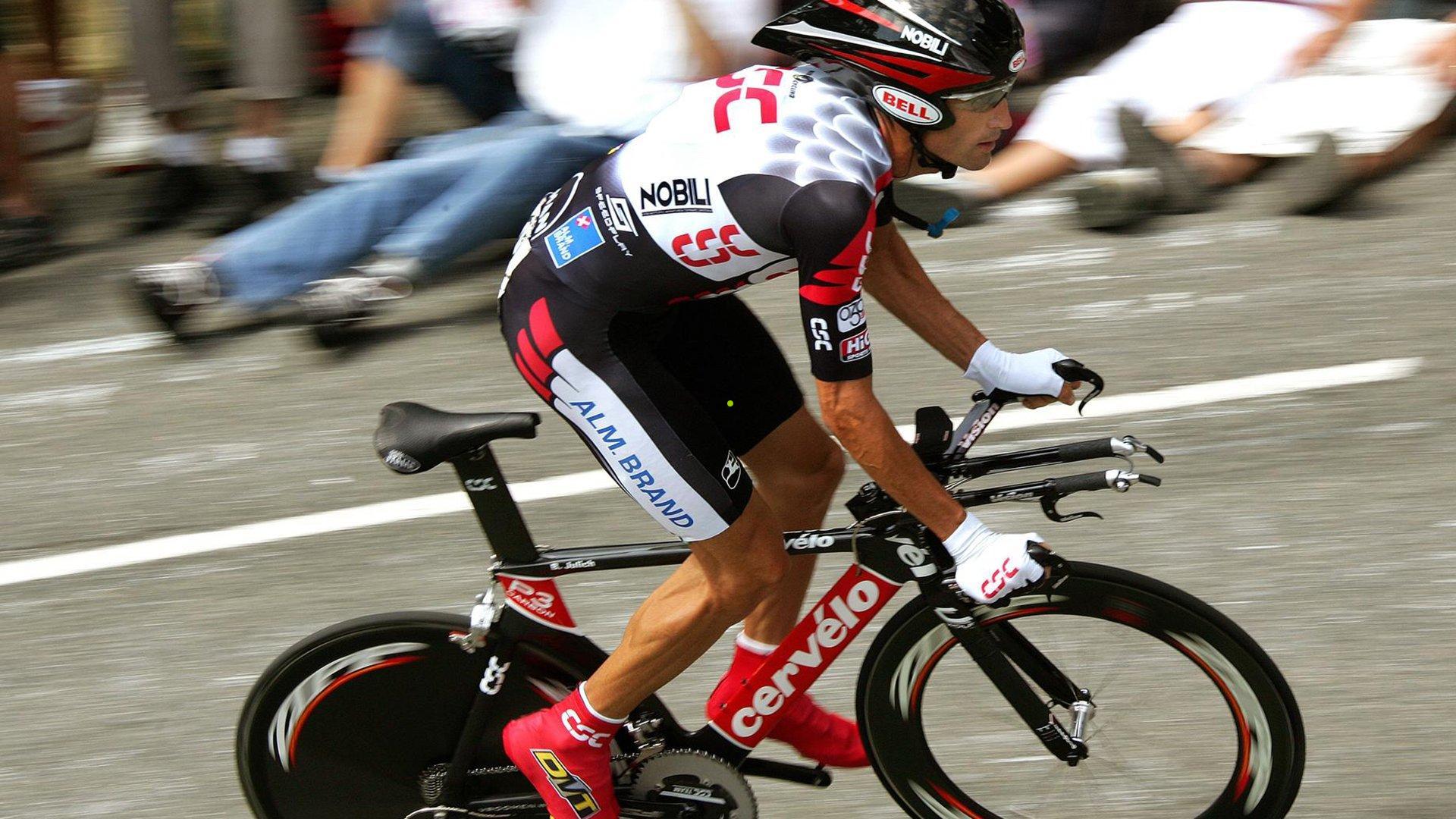 泰晤士报独家披露，2026年世界杯或迎VAR革新，角球判罚将引入视频助理裁判系统